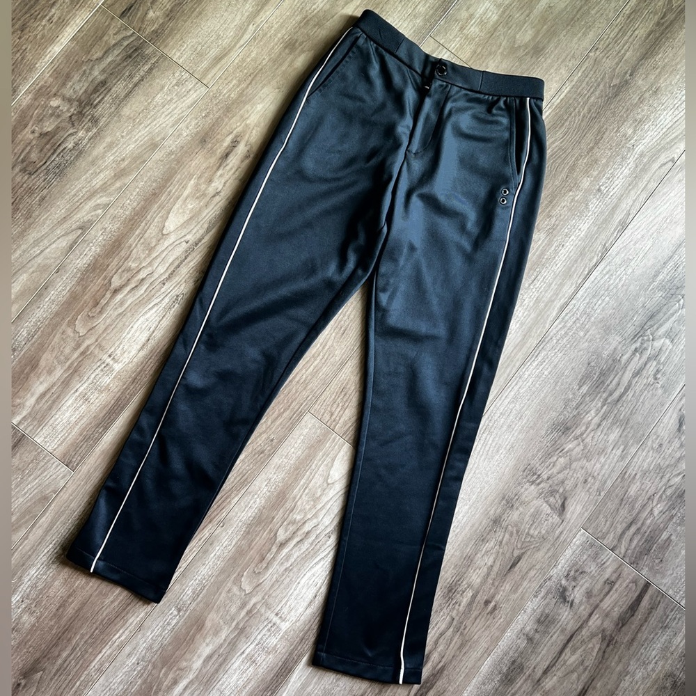 Ron Dorff navy tennis pants worth white piping size small excellect condition